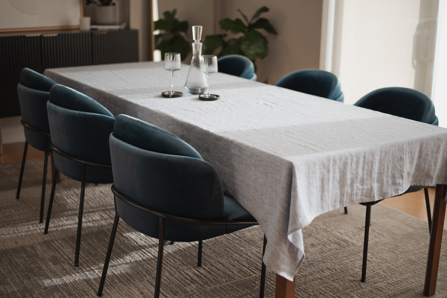 Blue color high quality pure european linen sustainable tablecloth