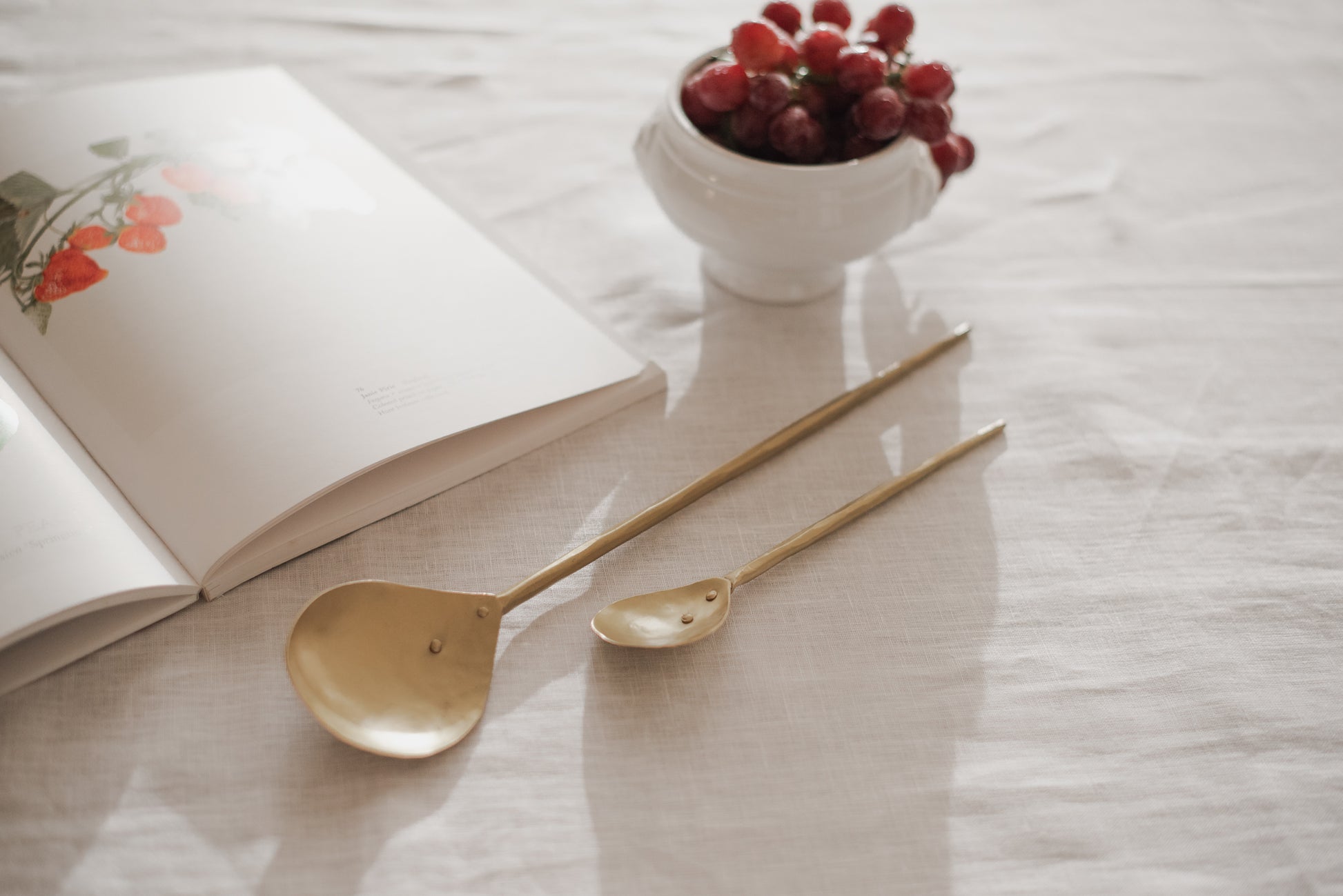 Beautiful golden serving spoons high quality